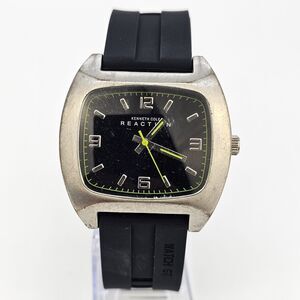 Kenneth Cole Reaction Men's Watch 42mm Black Dial New Plastic Bands New Battery